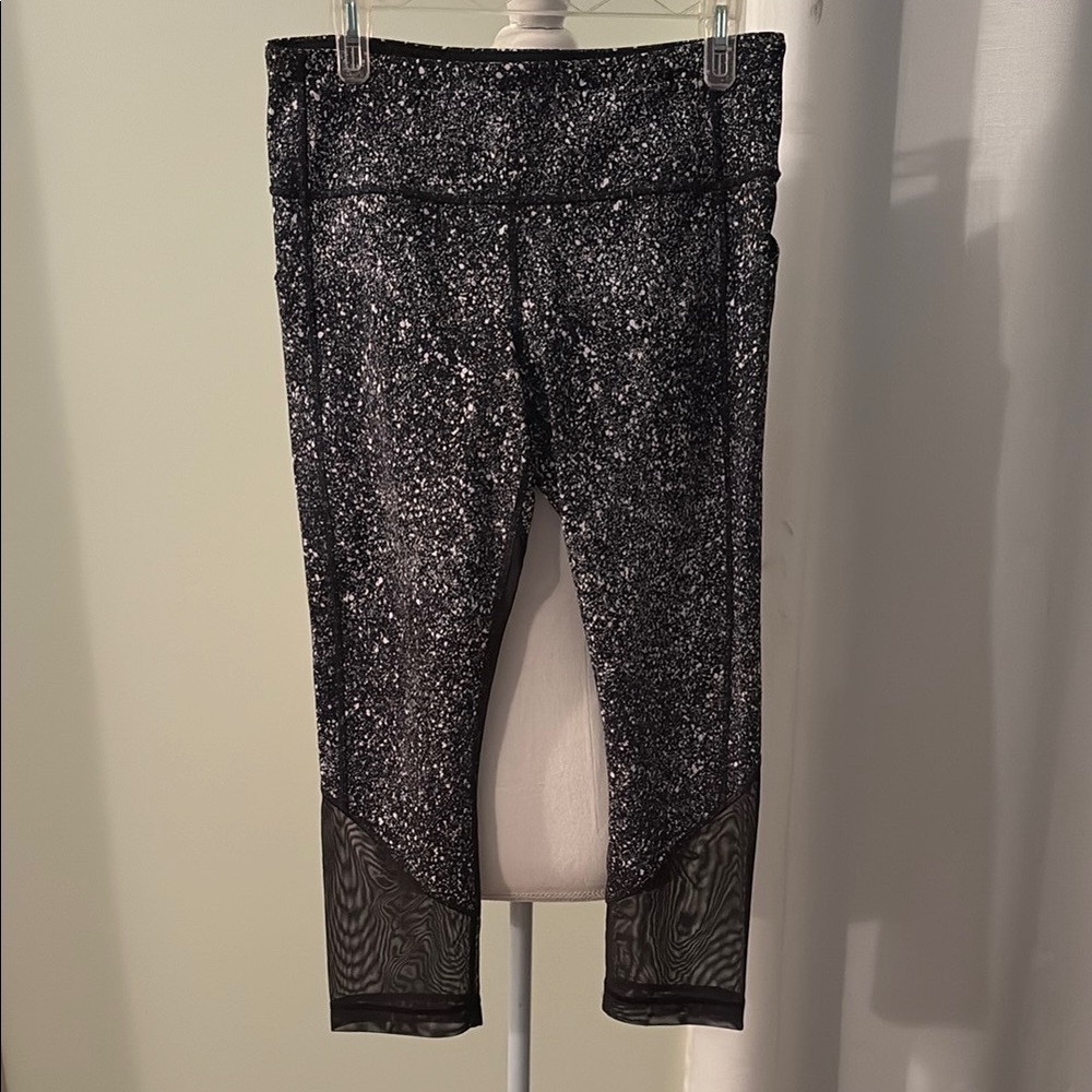 Lululemon Black and White Speckled Leggings with Mesh Detail, Size 10